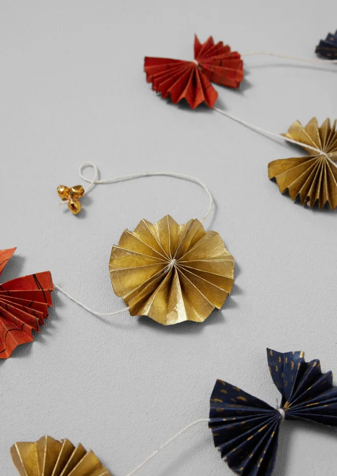 Christmas Decorations-TOAST Cosmos Lokta Paper Rosette Garland Twilight/Rust